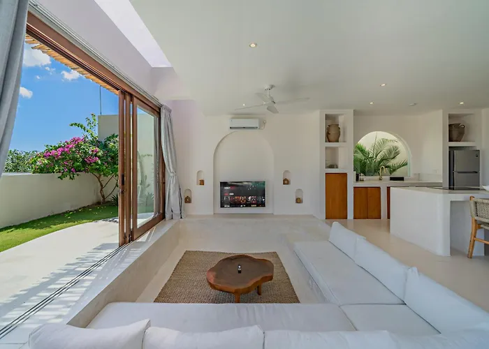 Kahaya - Scenic 2br With Pool & Ocean View *