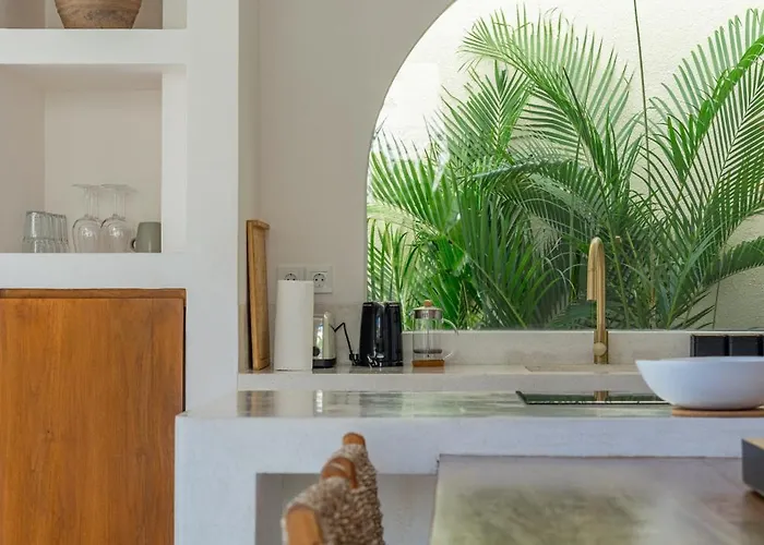 Kahaya - Scenic 2br With Pool & Ocean View فيلة أُلُواتو