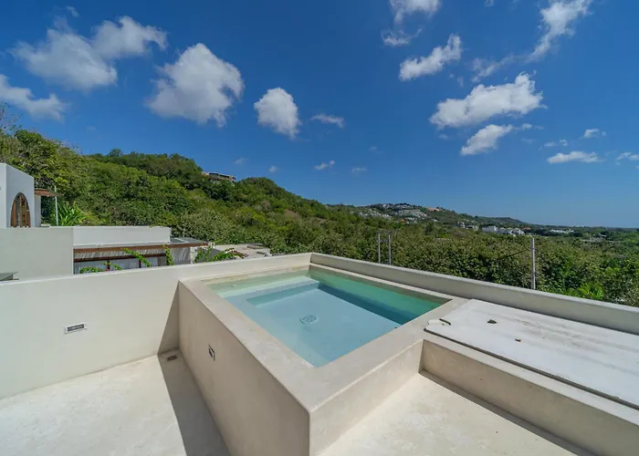 Kahaya - Scenic 2br With Pool & Ocean View *