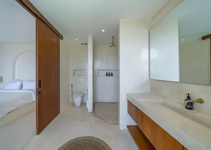 Kahaya - Scenic 2br With Pool & Ocean View *