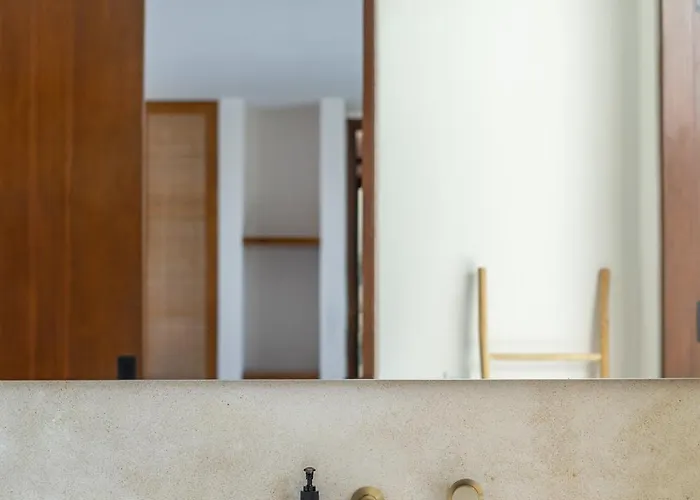Kahaya - Scenic 2br With Pool & Ocean View أُلُواتو