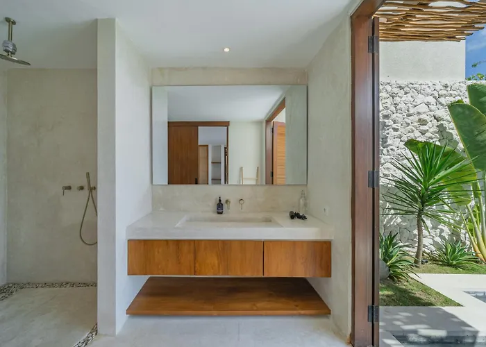 Kahaya - Scenic 2br With Pool & Ocean View فيلة *