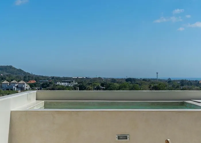 Kahaya - Scenic 2br With Pool & Ocean View أُلُواتو